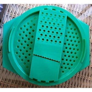 Vintage Tupperware Round Grater/Slicer with Bowl 787-6 and 786-6 No Lid